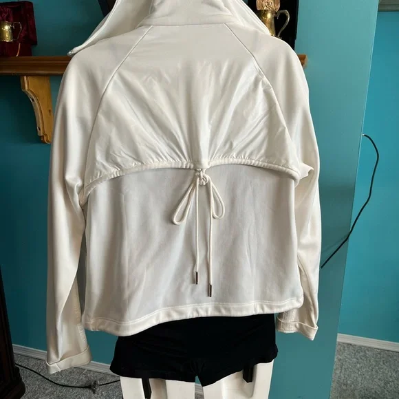 Adidas cropped jacket - Picture 4 of 7